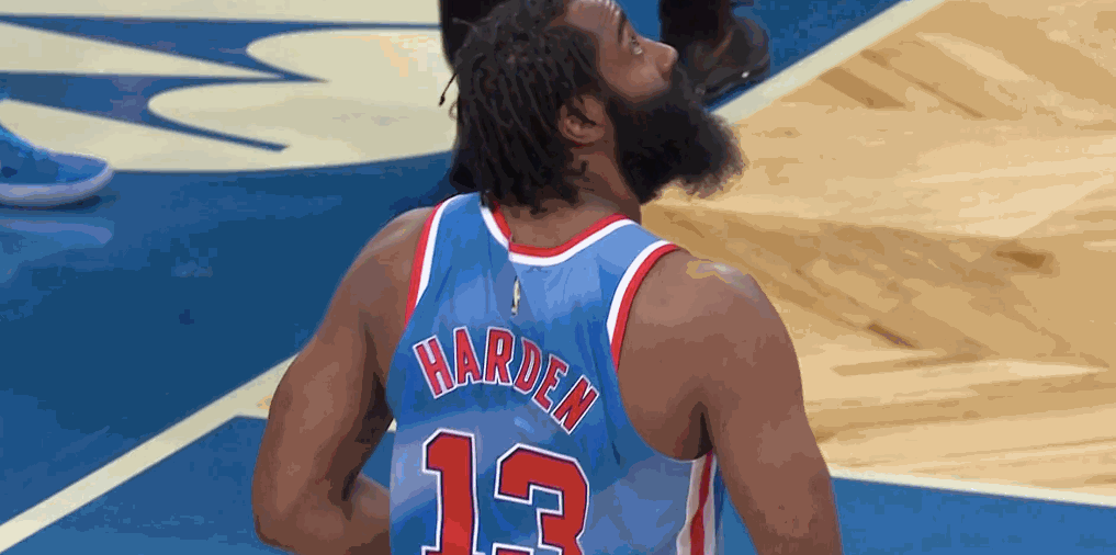 孟菲斯灰熊训练开放日，清晨再遭质疑引欢呼，欧联在即，阵容厚度经受考验 