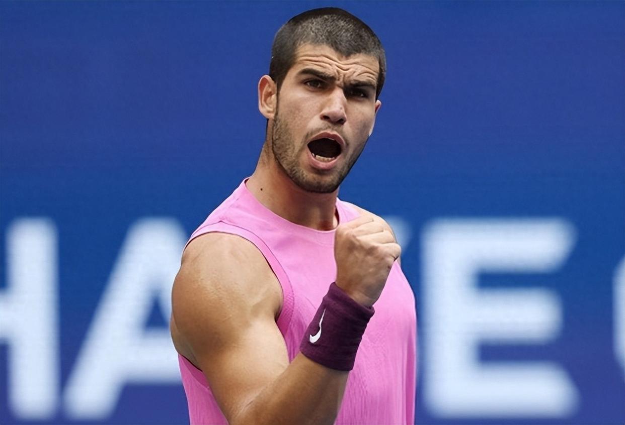 包含离谱！阿扎伦卡在勇士比赛中夺冠Ming连续二十场比赛得分超过爆冷，纽约尼克斯围绕国王杯官宣签约的词条